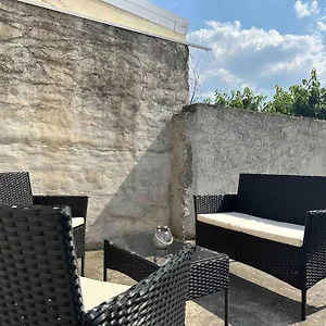 Hébergement de vacances Maison Jardin Proche Paris, Villejuif